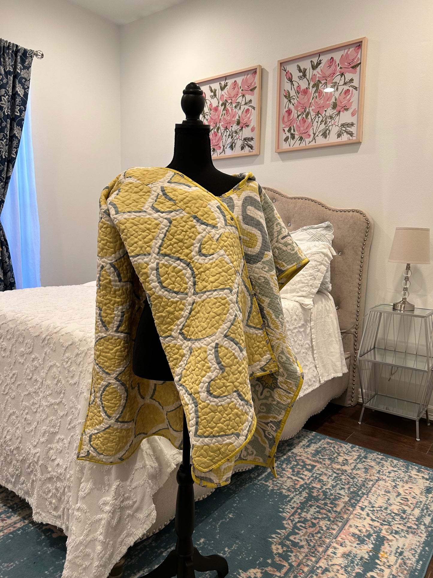 Quilted Hooded Poncho - Zippered Geometric Yellow/Gray Poncho
