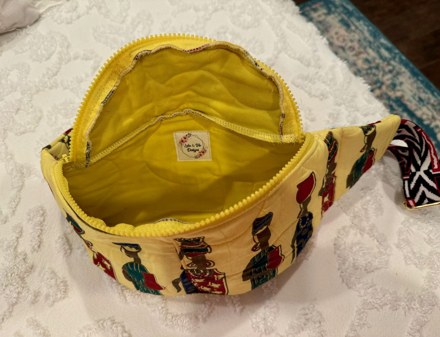 Quilted Chic - African Women with Vases Quilt Fanny Pack