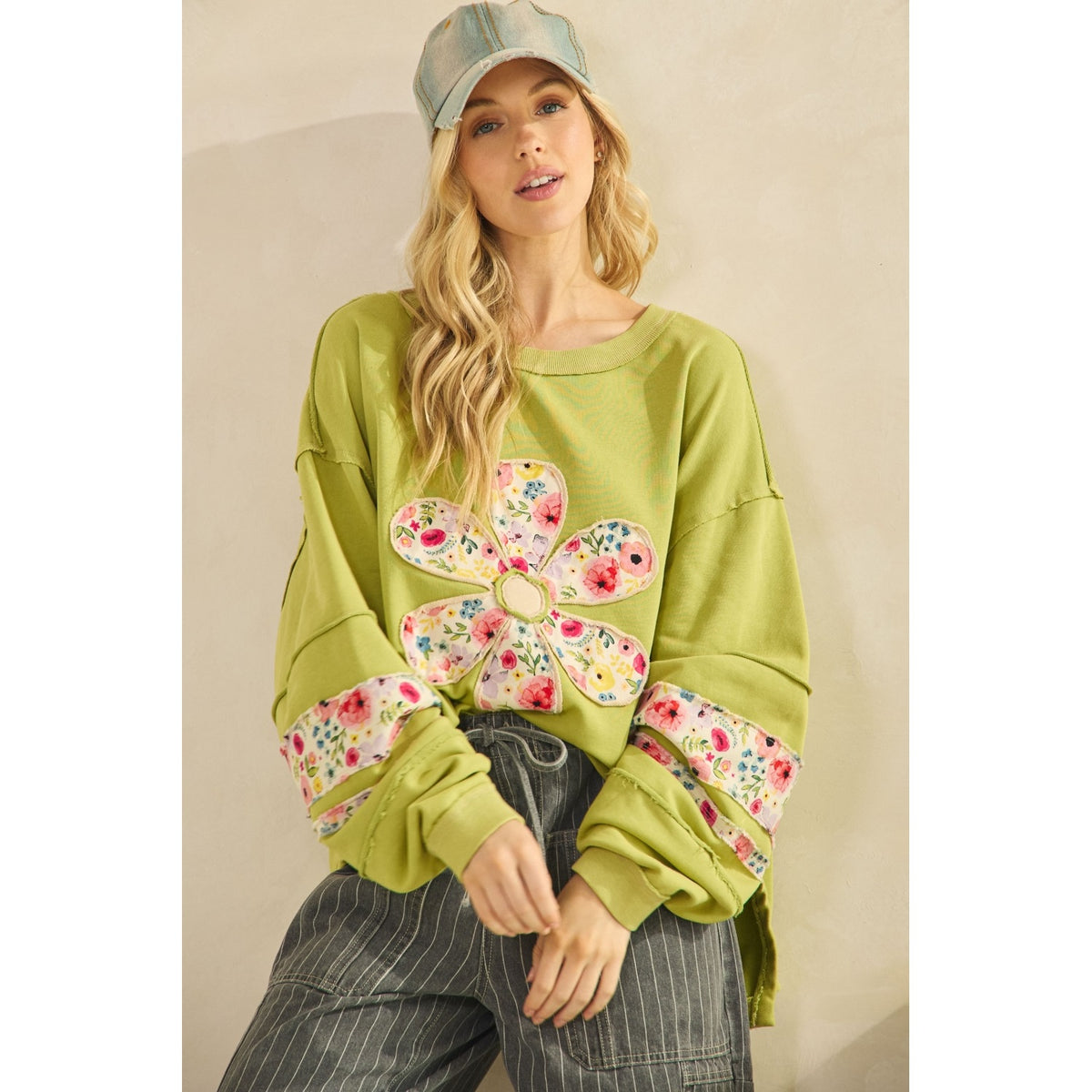 Daisy Patch Appliquéd Long-Sleeved Sweatshirt