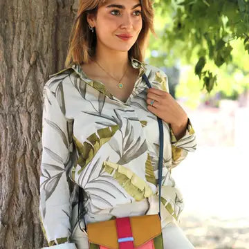 Pink Grace Reversible Loop · Crossbody Bag