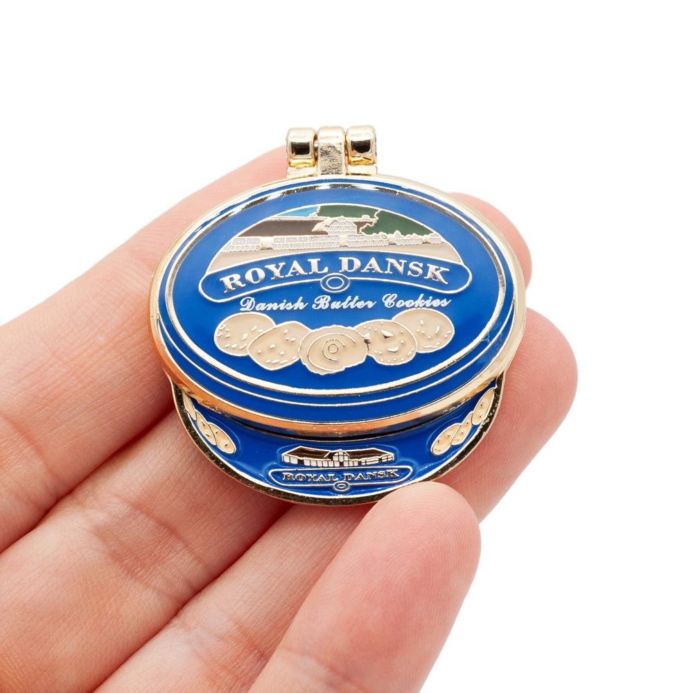 Grandma's "Tin" Sewing Kit Needle Minder