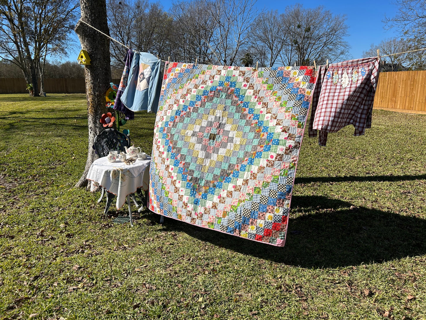 Vintage Quilt - Trip Around The World