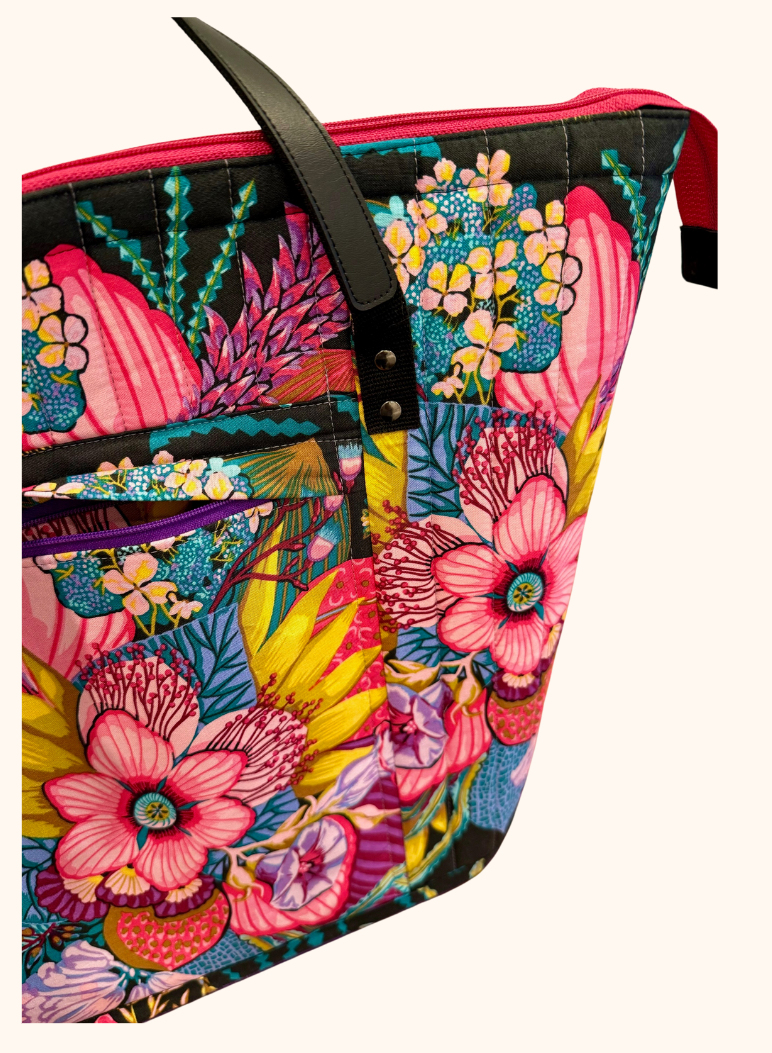 Perfectly Practical Bag - Floral pattern "Perth" from the Welcome Home Collection