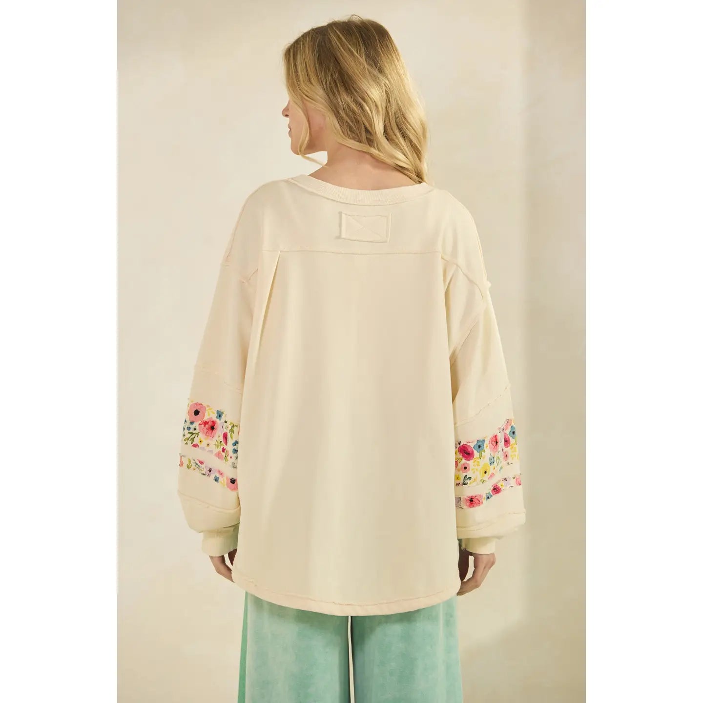 Daisy Patch Appliquéd Long-Sleeved Sweatshirt