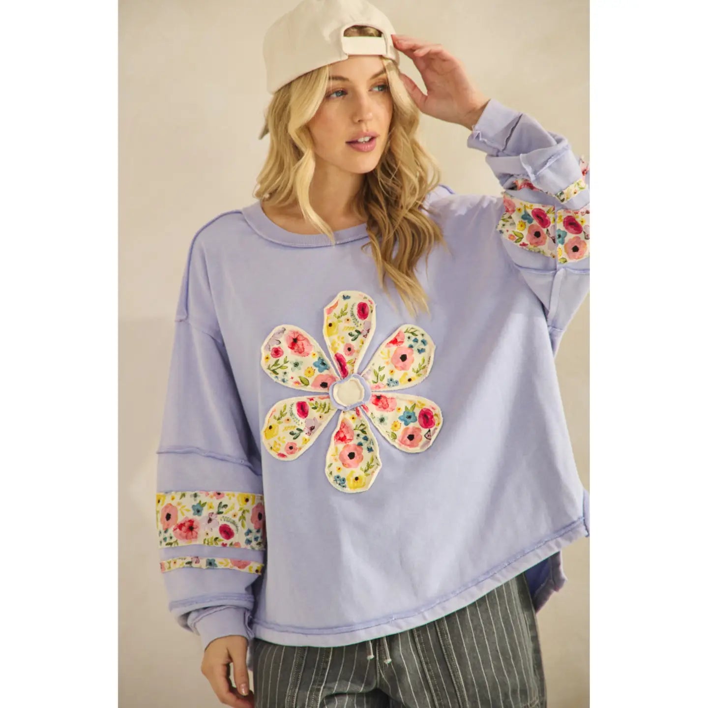 Daisy Patch Appliquéd Long-Sleeved Sweatshirt
