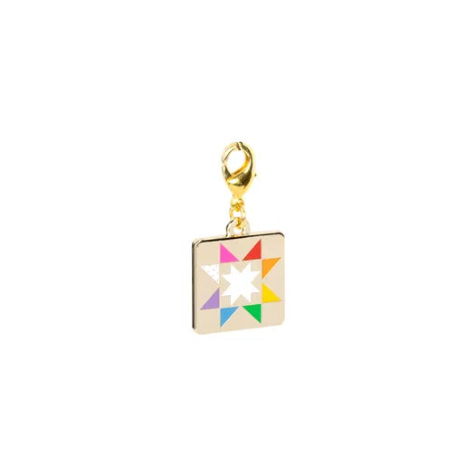 Sarah Hearts Quilt Star Zipper Charm